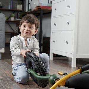 Meet your Posher, Shine